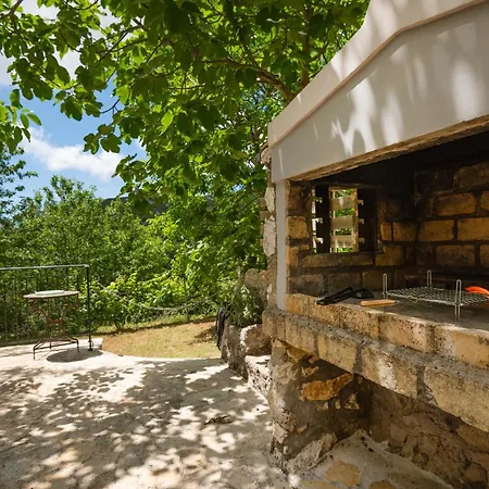 Galini Vines - Authentic Corfu Village Life Wifi Ac Petaleia